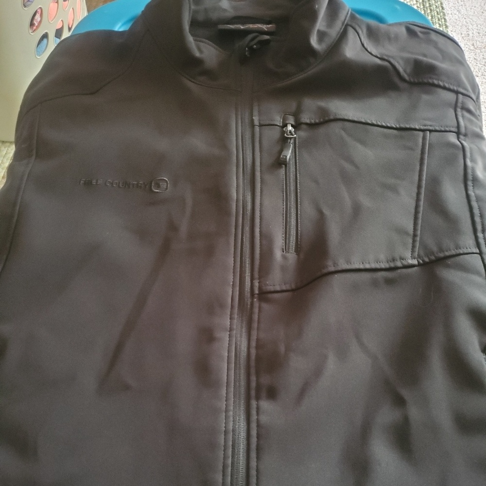Men's Free Country Softshell Jacket